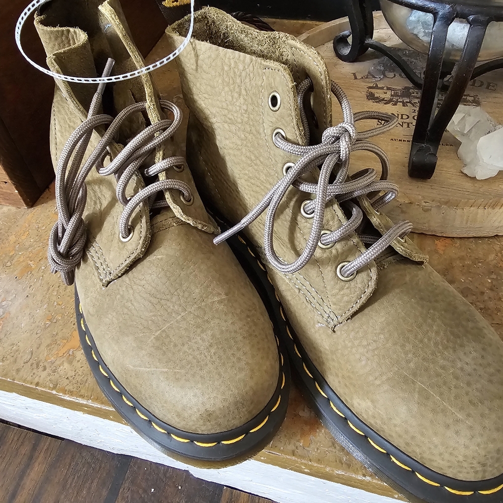 Dr  Marten Nantucket Dark Beige Boots women's size 7